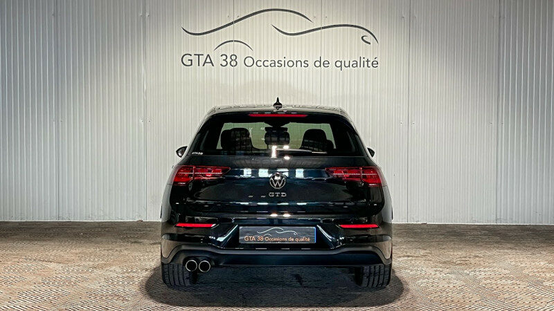 VOLKSWAGEN GOLF VIII