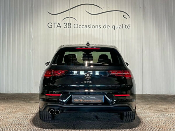 VOLKSWAGEN GOLF VIII