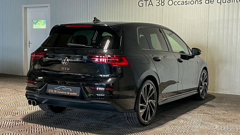 VOLKSWAGEN GOLF VIII