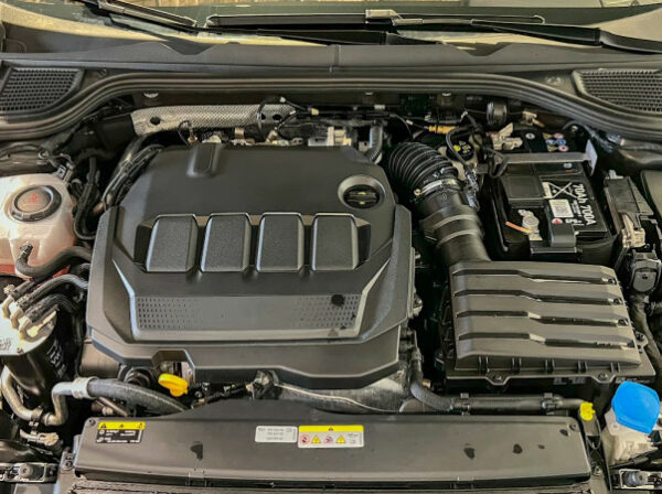 VOLKSWAGEN GOLF VIII