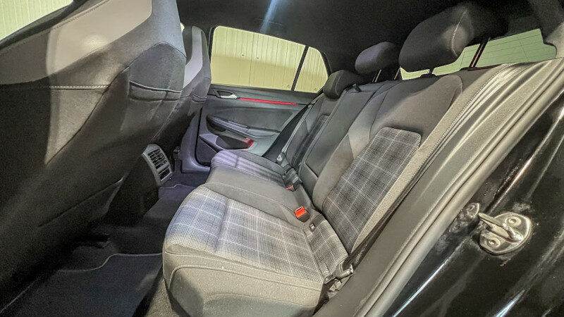 VOLKSWAGEN GOLF VIII