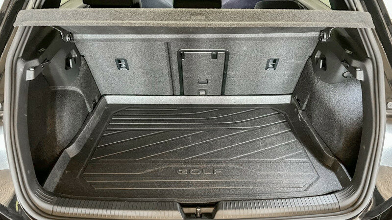 VOLKSWAGEN GOLF VIII