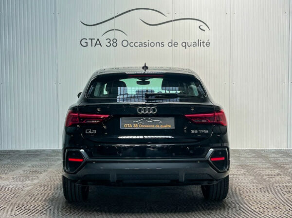AUDI Q3 SPORTBACK