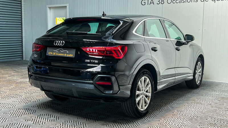 AUDI Q3 SPORTBACK