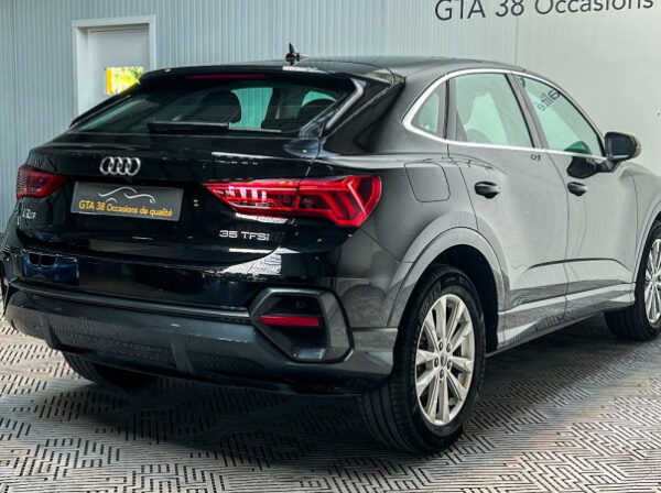AUDI Q3 SPORTBACK