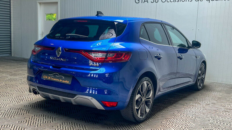 RENAULT MEGANE IV