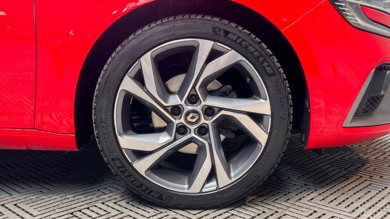 RENAULT MEGANE IV ESTATE