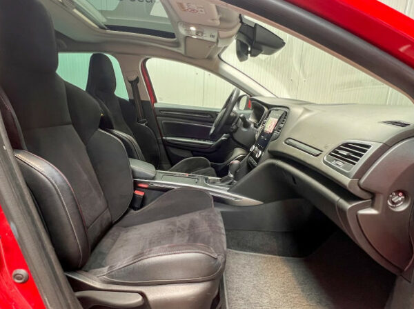 RENAULT MEGANE IV ESTATE