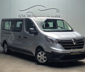 RENAULT TRAFIC III COMBI