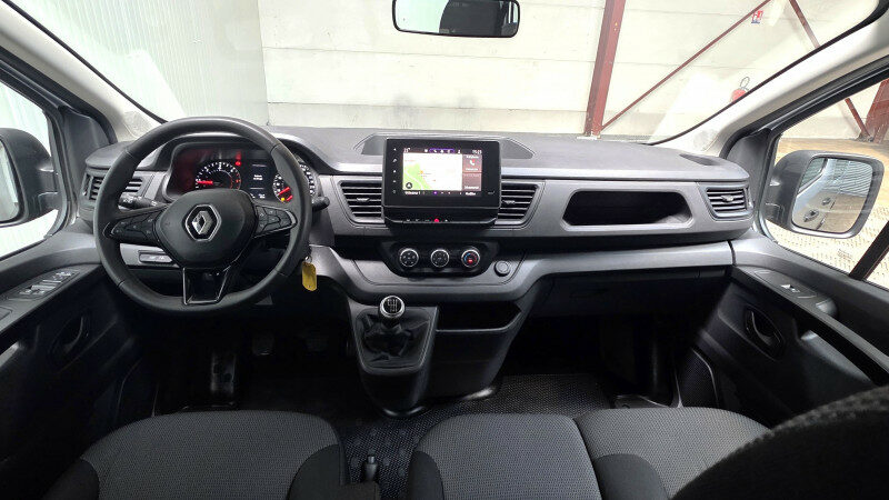 RENAULT TRAFIC III COMBI