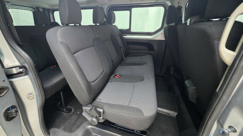 RENAULT TRAFIC III COMBI