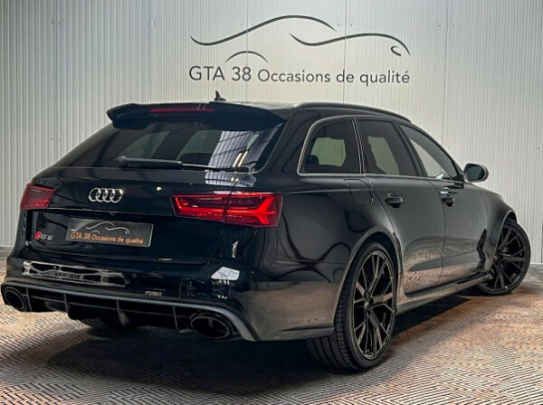 AUDI RS6 AVANT