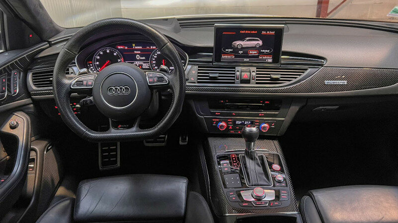 AUDI RS6 AVANT