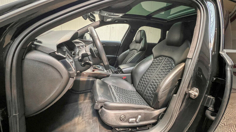 AUDI RS6 AVANT