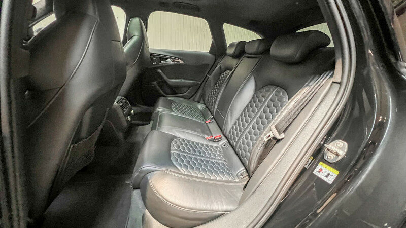 AUDI RS6 AVANT