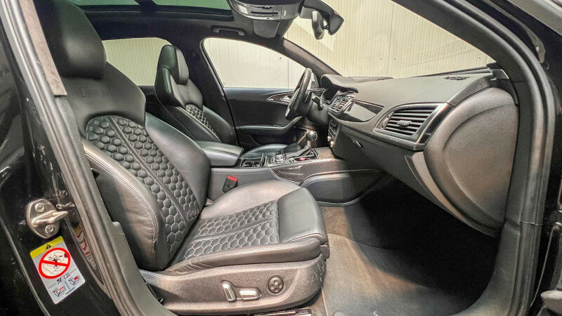 AUDI RS6 AVANT