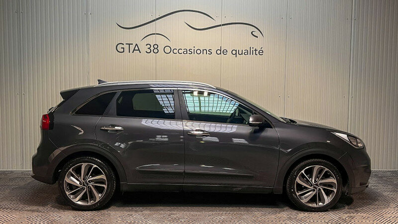 KIA NIRO
