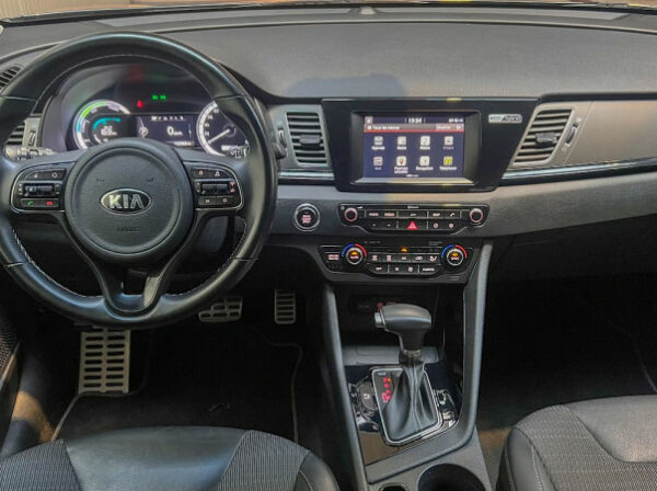 KIA NIRO