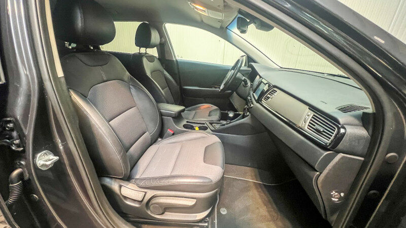 KIA NIRO