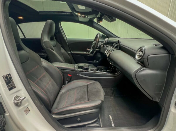 MERCEDES CLASSE A