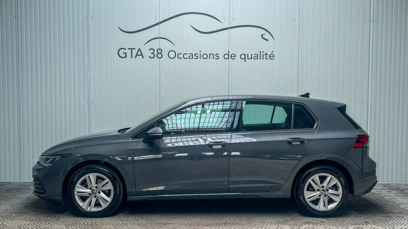 VOLKSWAGEN GOLF VIII