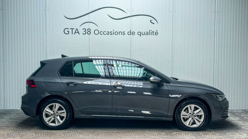 VOLKSWAGEN GOLF VIII