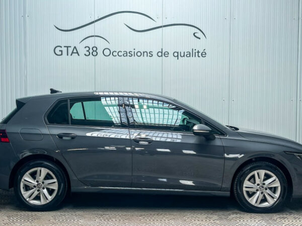 VOLKSWAGEN GOLF VIII