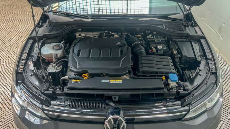 VOLKSWAGEN GOLF VIII