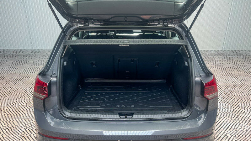 VOLKSWAGEN GOLF VIII