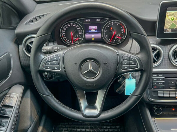 MERCEDES CLASSE A