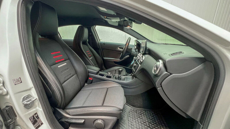 MERCEDES CLASSE A