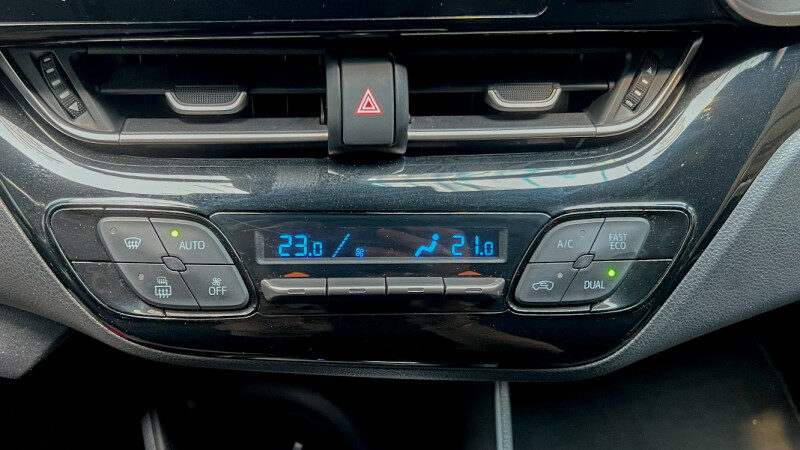 TOYOTA C-HR