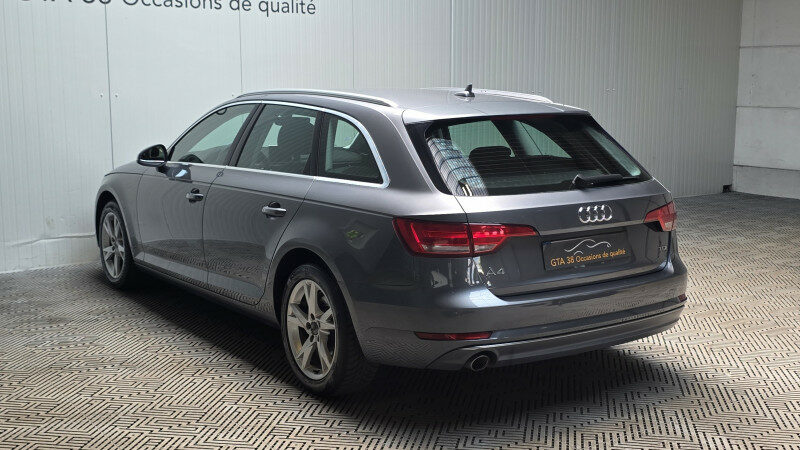 AUDI A4 AVANT