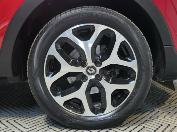 RENAULT CAPTUR