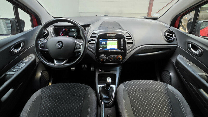 RENAULT CAPTUR