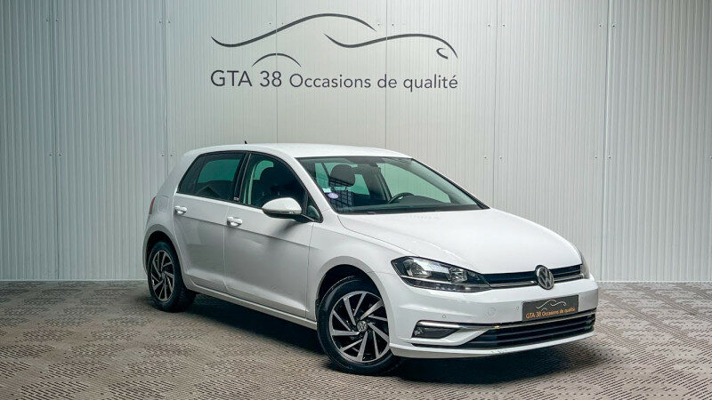 VOLKSWAGEN GOLF VII