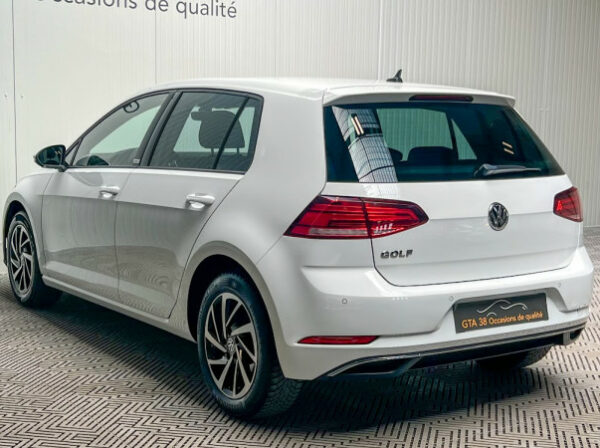 VOLKSWAGEN GOLF VII
