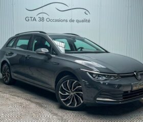VOLKSWAGEN GOLF VIII SW