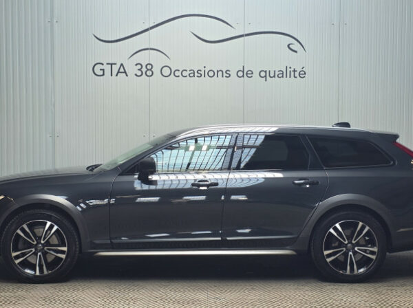 VOLVO V90 CROSS COUNTRY