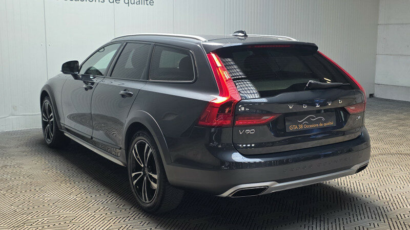 VOLVO V90 CROSS COUNTRY
