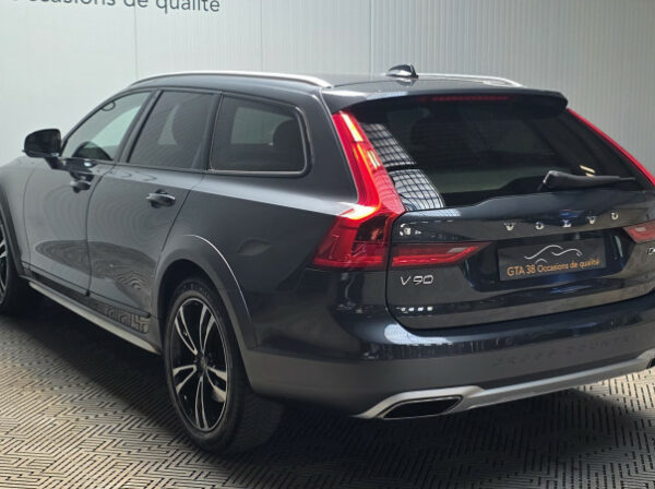 VOLVO V90 CROSS COUNTRY