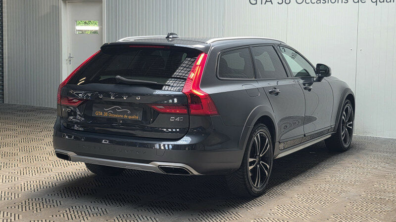 VOLVO V90 CROSS COUNTRY