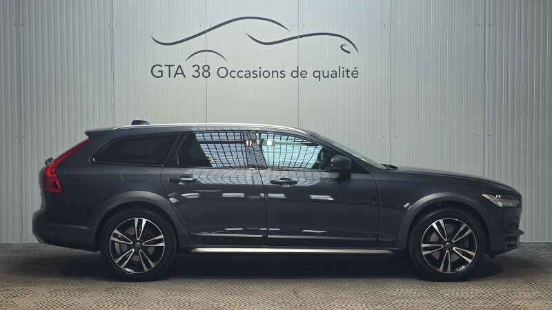 VOLVO V90 CROSS COUNTRY