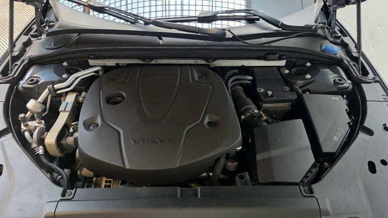VOLVO V90 CROSS COUNTRY