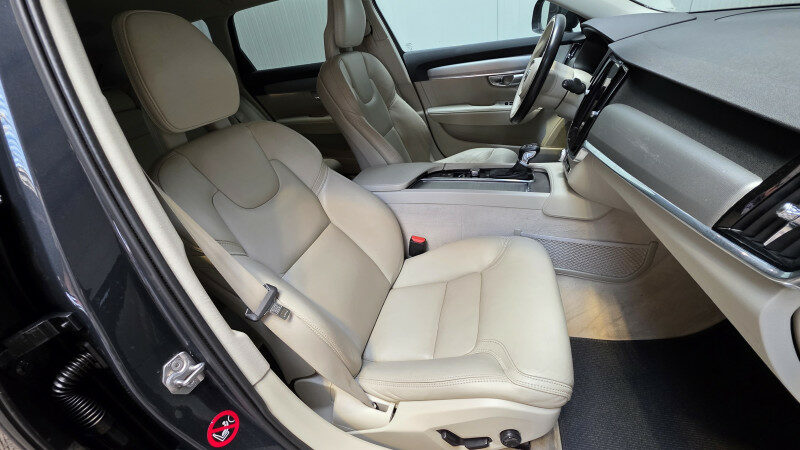 VOLVO V90 CROSS COUNTRY