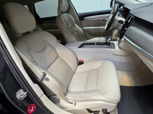 VOLVO V90 CROSS COUNTRY