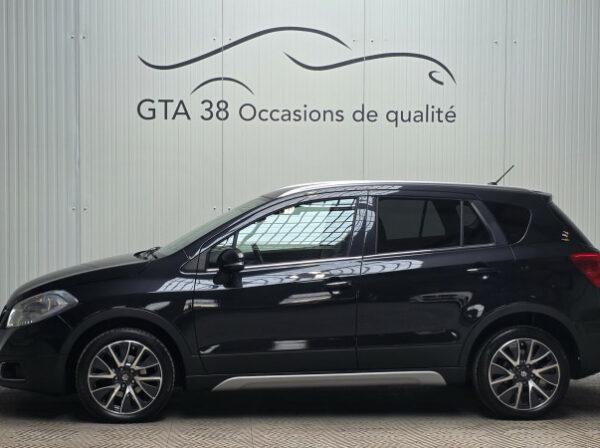 SUZUKI SX4 S-CROSS