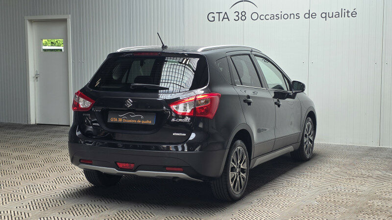 SUZUKI SX4 S-CROSS