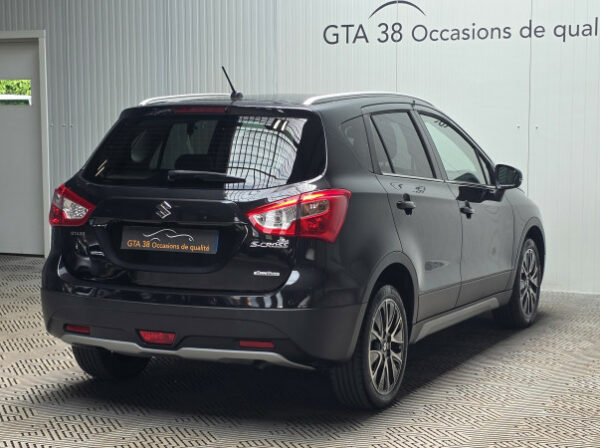 SUZUKI SX4 S-CROSS