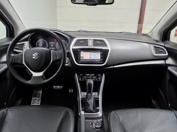 SUZUKI SX4 S-CROSS